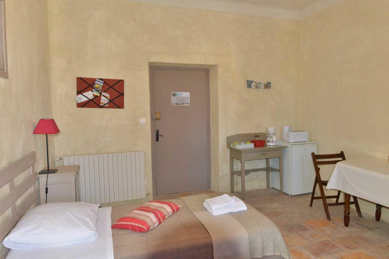 Ferienwohnung Mas Du Notaire Gallician Exterior foto