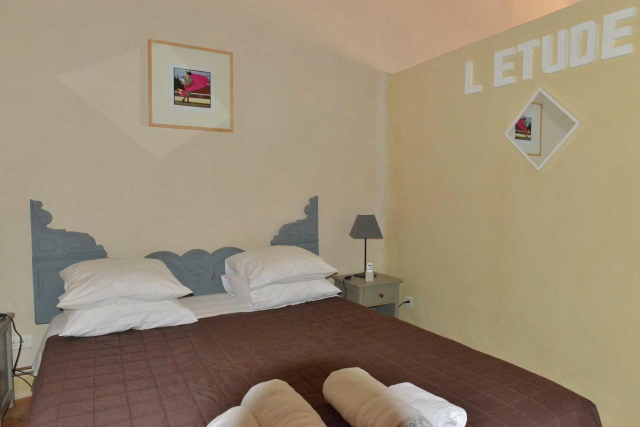 Ferienwohnung Mas Du Notaire Gallician Exterior foto